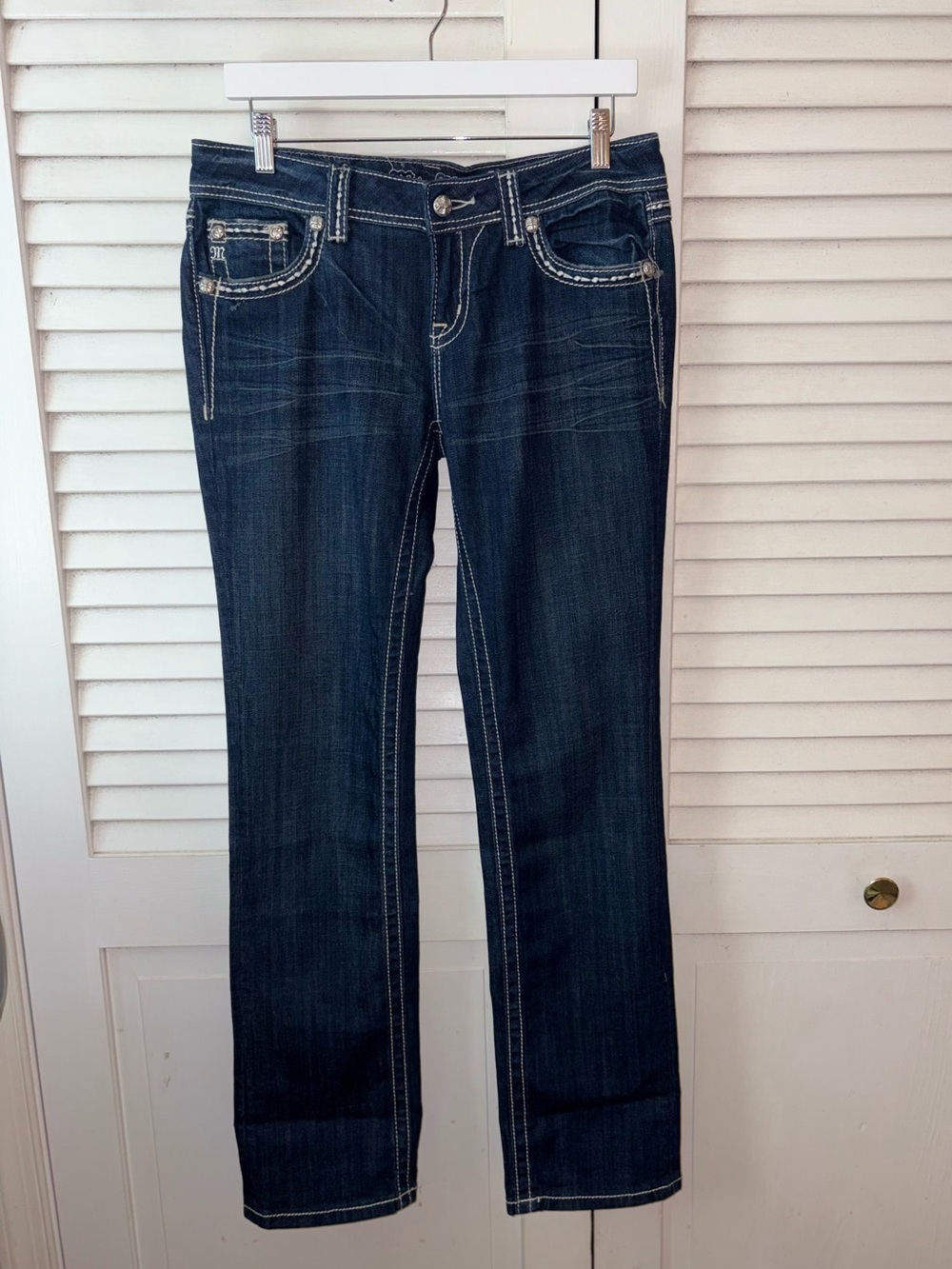 Miss Me Easy Straight Jeans 28 Stonewood Dark Wash Embellished Stretch Denim - Picture 4 of 8